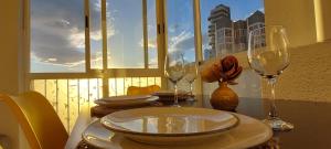 Zdjęcie z galerii obiektu Hernando Sea Front Optic Fiber Internet Apartment w mieście Calpe