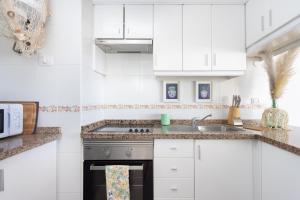 Kuchnia lub aneks kuchenny w obiekcie Home2Book Ocean Breeze Candelaria, Terrace & Pool