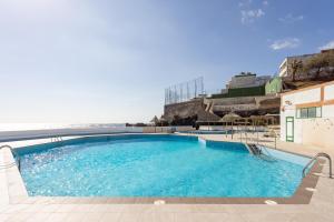 Basen w obiekcie Home2Book Ocean Breeze Candelaria, Terrace & Pool lub w pobliżu