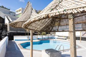 Basen w obiekcie Home2Book Ocean Breeze Candelaria, Terrace & Pool lub w pobliżu