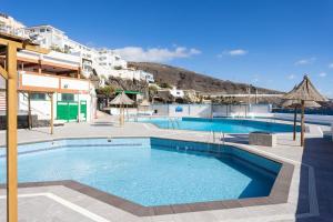 Basen w obiekcie Home2Book Ocean Breeze Candelaria, Terrace & Pool lub w pobliżu