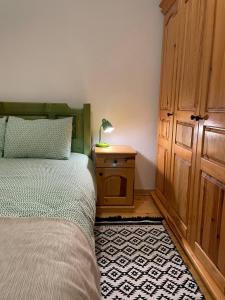 Krevet ili kreveti u jedinici u objektu Sunny Hill kuća za odmor na Zlataru