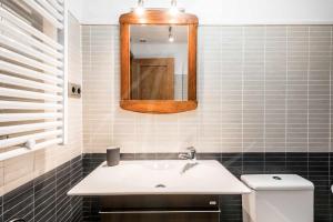 Ένα μπάνιο στο Riu Nere by SeaMount Rentals +24 φωτογραφίες