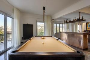 A Truly WOW Experience for Every Guest. THE place biliárdasztala