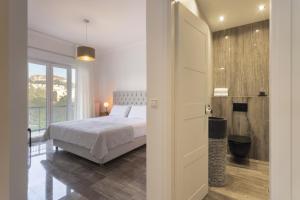 A bed or beds in a room at A Truly WOW Experience for Every Guest. THE place