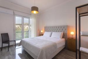 A bed or beds in a room at A Truly WOW Experience for Every Guest. THE place