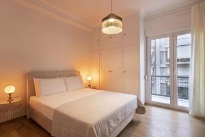 A bed or beds in a room at A Truly WOW Experience for Every Guest. THE place