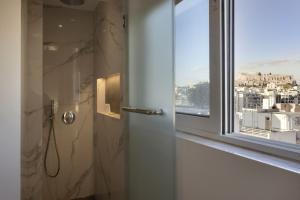 Kúpeľňa v ubytovaní NEW STUNNING PENTHOUSE W/SPECTACULAR VISTAS! + 24 fotografií