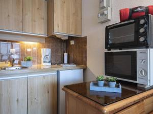 Dapur atau dapur kecil di Appartement Saint-Lary-Soulan, 2 pièces, 4 personnes - FR-1-296-189