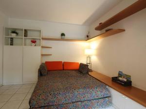 Appartement Serre Chevalier, 1 pièce, 4 personnes - FR-1-330F-127にあるシーティングエリア