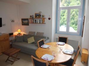 Appartement Barèges, 2 pièces, 5 personnes - FR-1-403-49の見取り図または間取り図