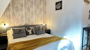 Katil atau katil-katil dalam bilik di Estudio en Baqueira con piscina y parking +33 gambar