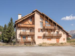 Nespecifikovaný výhled na hory nebo výhled na hory při pohledu z apartmánu