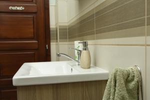Bilik mandi di Apartman Woolf