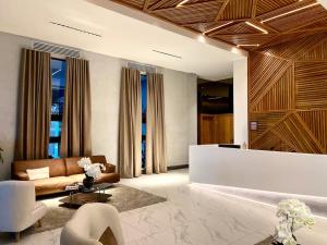 Φωτογραφία από το άλμπουμ του 1br Luxury Condo Jacuzzi, gym Mountains with parking lot σε Los Prados +18 φωτογραφίες