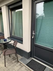Balkón alebo terasa v ubytovaní Nimród Hotel és Ètterem + 30 fotografií