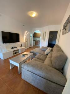 A television and/or entertainment centre at Mirador De La Axarquia