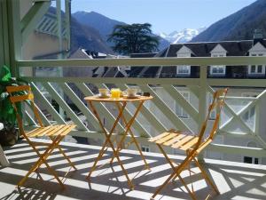 Балкон або тераса в Appartement Bagnères-de-Luchon, 2 pièces, 5 personnes - FR-1-313-167