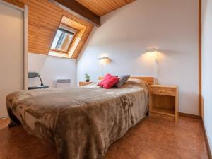 Ліжко або ліжка в номері Appartement Vielle-Aure, 4 pièces, 8 personnes - FR-1-296-313