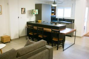 Posedenie v ubytovaní Biznaga House, loft privado e independiente