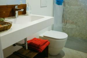 Kúpeľňa v ubytovaní Biznaga House, loft privado e independiente