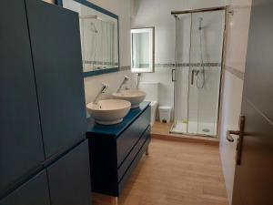 Koupelna v ubytování Apartamentos Rous - Solo adultos