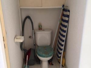 ห้องน้ำของ Appartement Cavalaire-sur-Mer, 2 pièces, 4 personnes - FR-1-100-233
