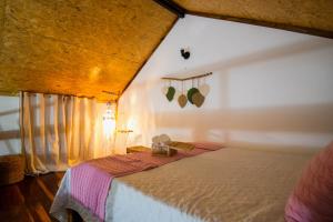 1 dormitorio con 1 cama en una habitación en Casa Mangue, en Macapá