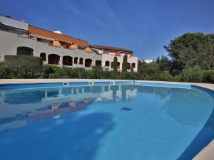 Piscina a Appartement Cavalaire-sur-Mer, 3 pièces, 6 personnes - FR-1-100-206 o a prop