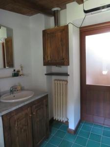 Casa a Verdeggia tesisinde bir banyo
