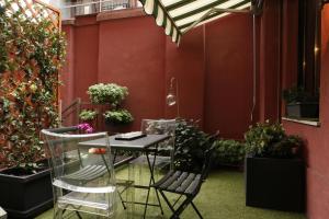 Vonkajšia záhrada v ubytovaní Hotel Lancaster