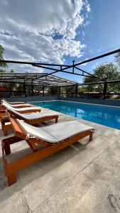 Bazén v ubytování Apart Hotel Nonquen nebo v jeho okolí