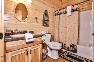 Ένα μπάνιο στο Shady Lane Lodge +40 φωτογραφίες