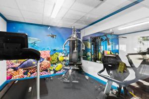 Fitness centrum a/nebo fitness zařízení v ubytování Jetty East 304B