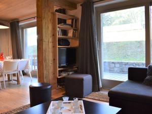 Et opholdsområde på Appartement Montagne 4 Pièces, 6 Pers, Parking, Tennis, Près Pistes - Méribel - FR-1-180-394