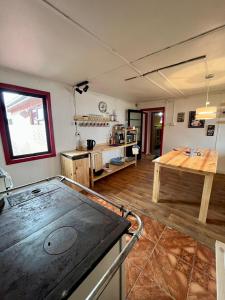 Kuchyň nebo kuchyňský kout v ubytování Isla yu Patagonia house