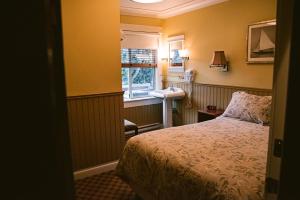 Salt Spring Inn, Ganges (updated prices 2025)