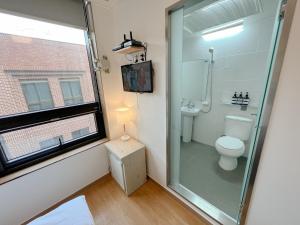 Kupatilo u objektu K9 Myeongdong Hotel
