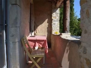 Fotografie z fotogalerie ubytování Gîte 2 pièces avec climatisation et animaux admis à Grospierres - FR-1-382-64 v destinaci Grospierres