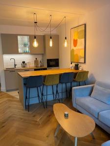 Η κουζίνα ή μικρή κουζίνα στο Modern 2-bedroom apartment with terrace & free parking