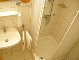 Koupelna v ubytování Hotel Baross