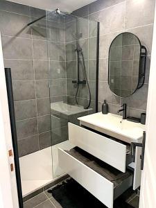 Kúpeľňa v ubytovaní Le Loft Gravilliers