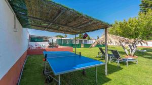 Stolní tenis v ubytování Los Arcángeles Chiclana de la Frontera by Ruralidays nebo okolí