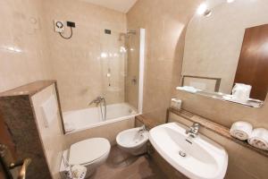 Koupelna v ubytování HOTEL SPORTING