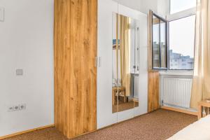 Mynd úr myndasafni af Superb 2BR Apt. Very Spacious near Millenium Tower í Vín