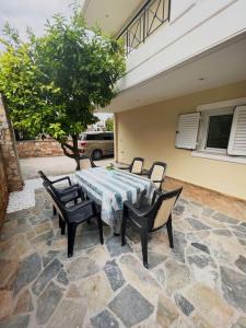 Foto dalla galleria di eva's villas 2室温馨庭院拥有私家停车位 a Glyka Nera