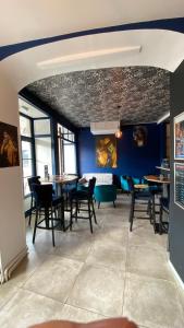 Posezení v ubytování Hotel restaurant LA PLACE