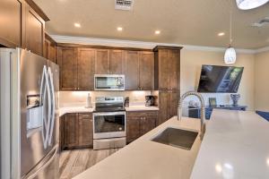 Gallery image of Merritt Island Townhome with Community Pool! in Merritt Island