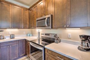 Gallery image of Merritt Island Townhome with Community Pool! in Merritt Island +35 photos