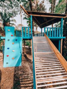 Kawasan permainan kanak-kanak di Little Escape